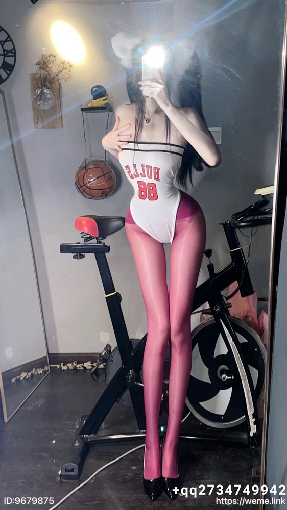 Sayako今年4岁胡桃的cosplay美图，看完后爱上她的萌点。 - 趣萌堂-趣萌堂