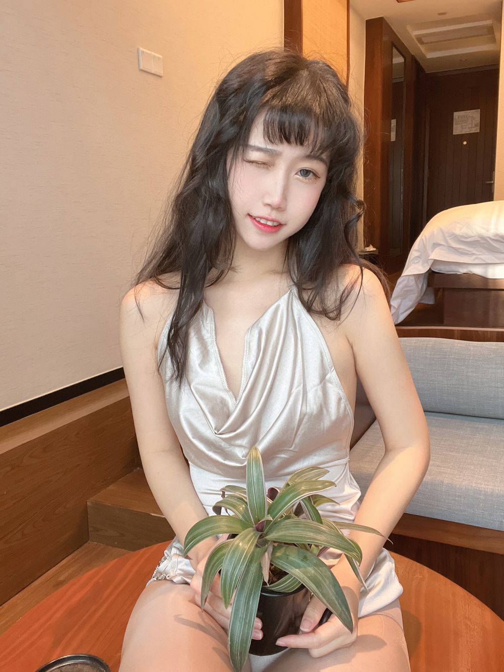shika小鹿鹿生日作，这一组美图比上一次拍的还要好看 - 趣萌堂-趣萌堂