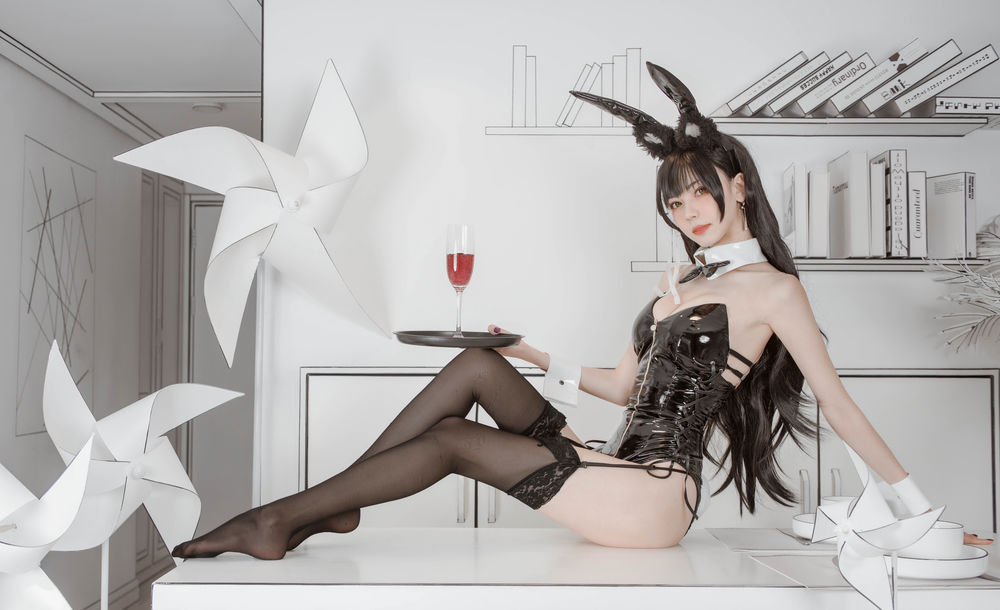窗台上的少女@你的负卿 如梦如画太迷人了！ - 趣萌堂-趣萌堂