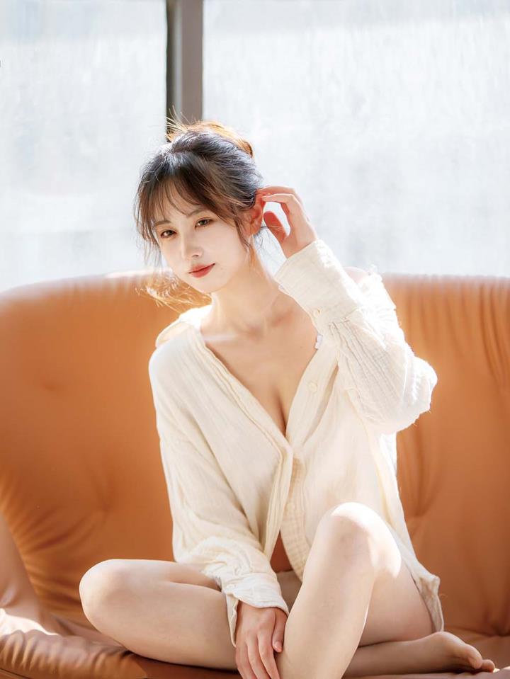欣赏宅夏yoko红色格子的美丽，欲罢不能的图包珍藏推荐。 - 趣萌堂-趣萌堂
