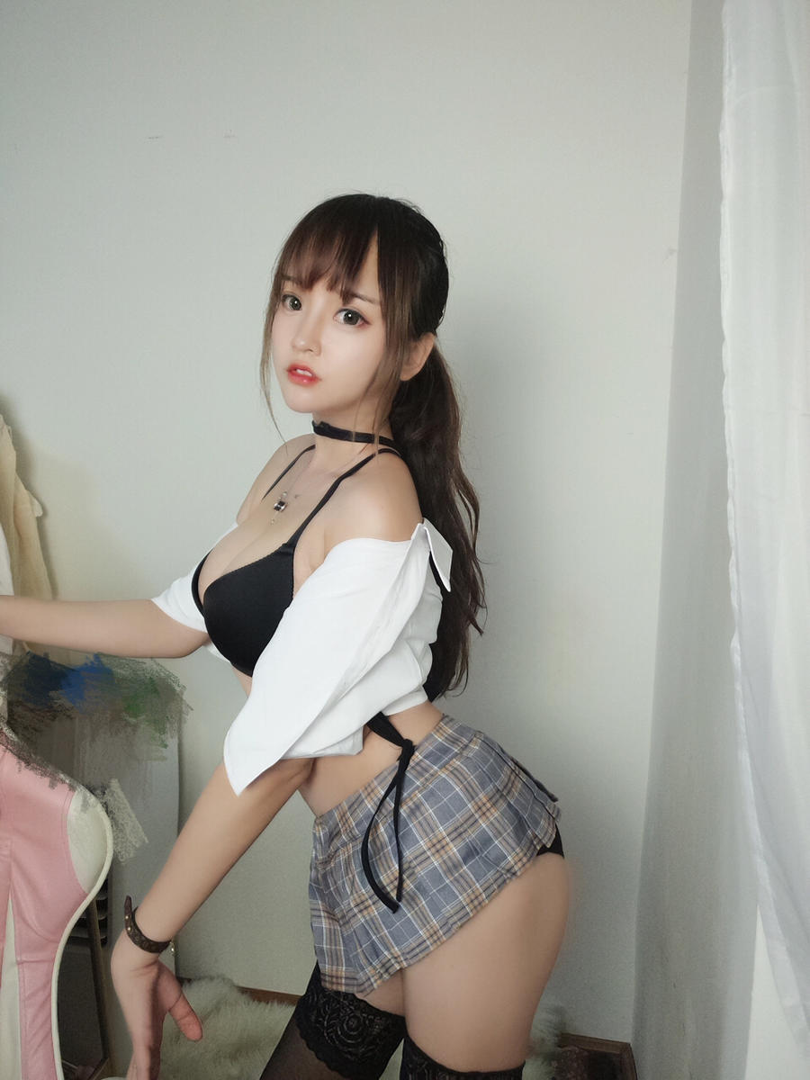 过期米线线喵《绝绝紫》现代时尚写照图 - 趣萌堂-趣萌堂