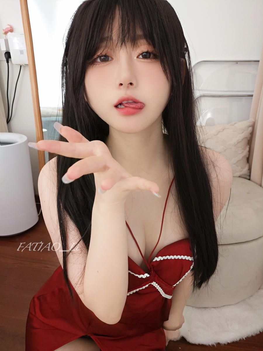 迷之呆梨是谁？迷之呆梨就是当年的发条少女吗？ - 趣萌堂-趣萌堂