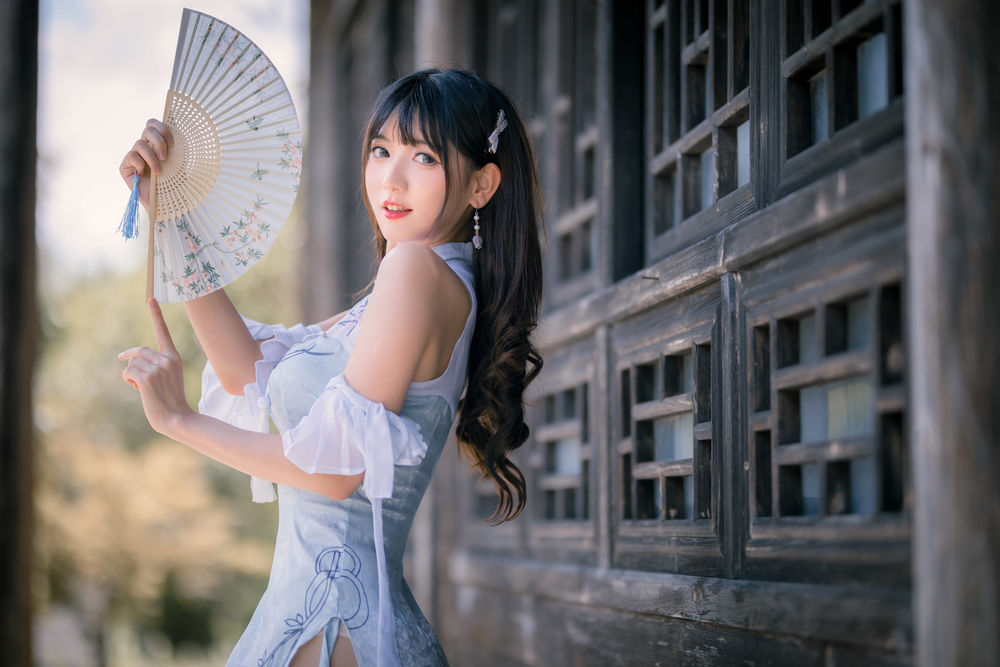 许岚lan的OL制服写真果真是业界天花板！ - 趣萌堂-趣萌堂