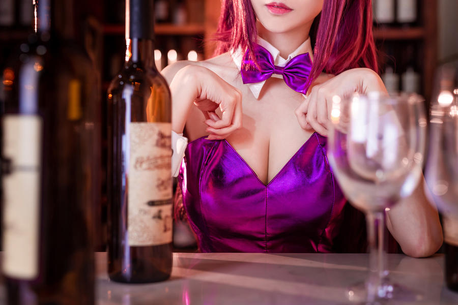 咬一口兔娘华甲VS申鹤COS，谁更好看？ - 趣萌堂-趣萌堂